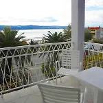 In With Sea View, Balcony, Air Conditioning, Wi-fi شقة Duće