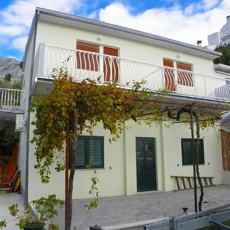 In With Sea View, Balcony, Air Conditioning, Wi-fi