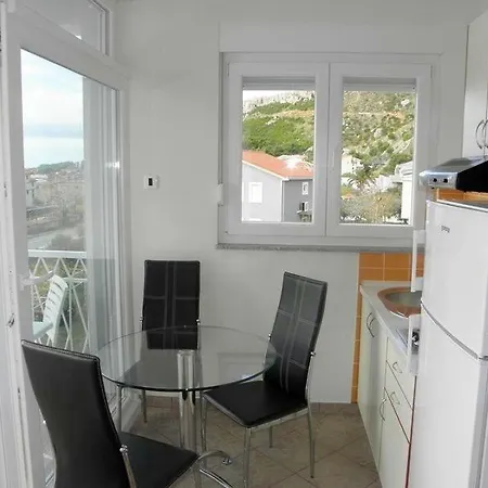 In With Sea View, Balcony, Air Conditioning, Wi-fi * Duće