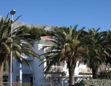 Lägenhet In With Sea View, Balcony, Air Conditioning, Wi-fi Duće