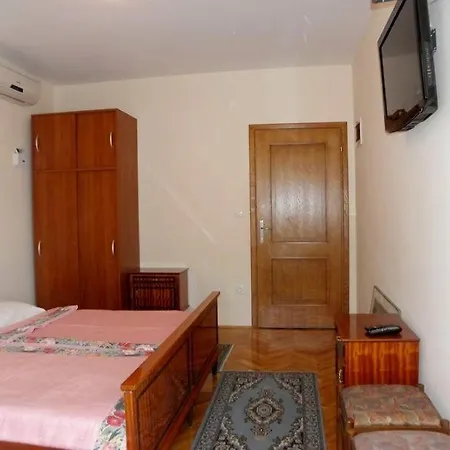 In With Sea View, Balcony, Air Conditioning, Wi-fi