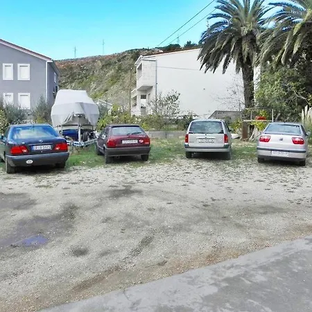 In With Sea View, Balcony, Air Conditioning, Wi-fi Apartment *